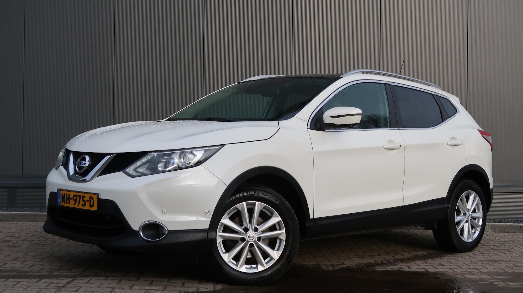 Nissan Qashqai - 1.5 dCi Business Edition KEYLESS/NAVI/LEDER - AutoWereld.nl