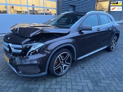 Mercedes-Benz GLA-Klasse - 250 AMG pakket