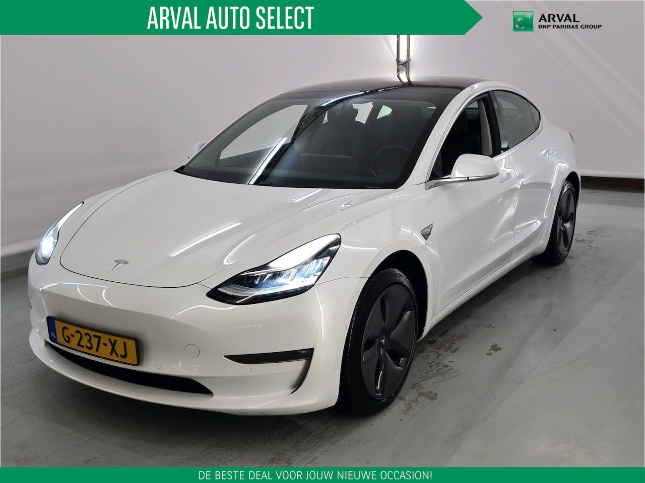 Tesla Model 3 - Long Range RWD Long Range AWD 75 kWh 351pk | Trekhaak 1.000kg | Autopilot | 18" Velgen | Zwart interieur - AutoWereld.nl