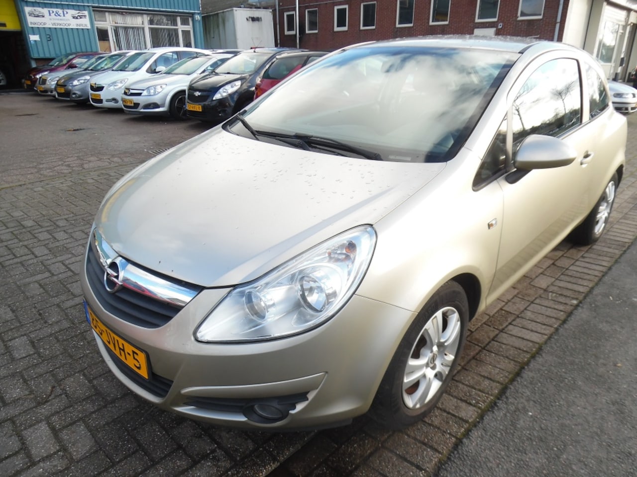 Opel Corsa - apk 9.25 1.4-16V Business - AutoWereld.nl