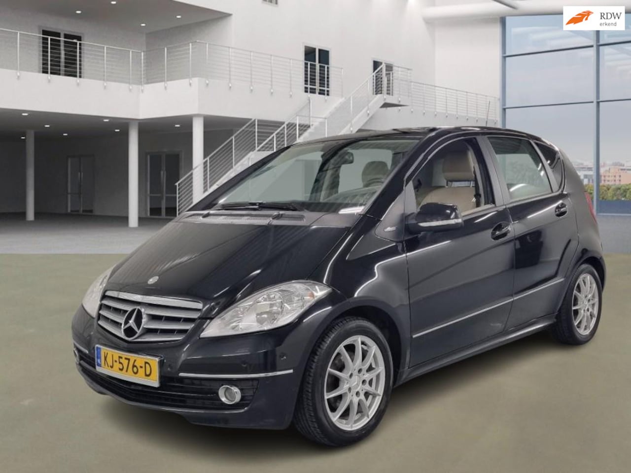 Mercedes-Benz A-klasse - 200 Classic AUT LEDER PSENSOR CRUISE - AutoWereld.nl