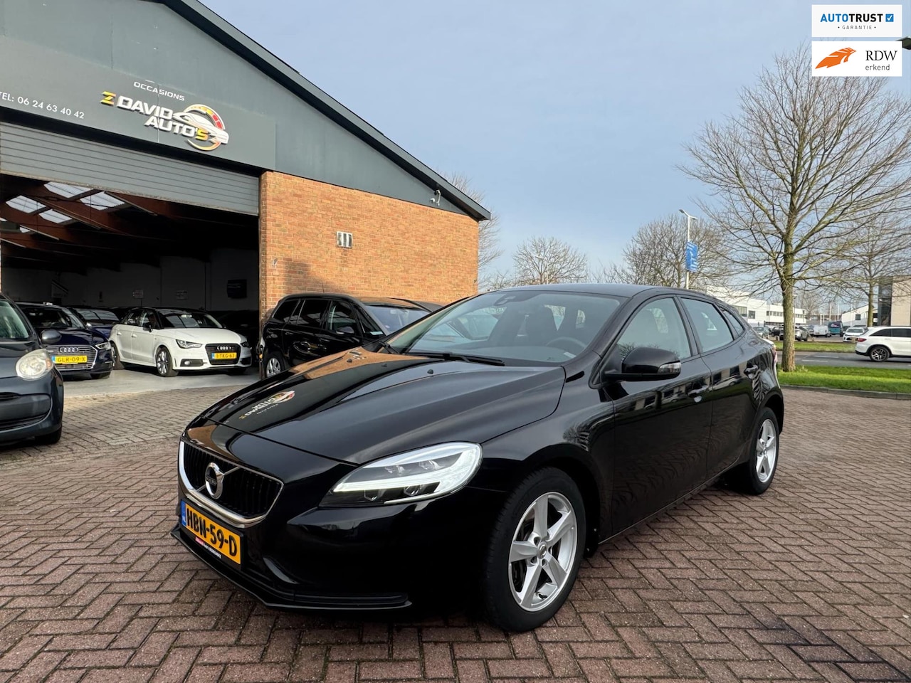 Volvo V40 - 1.5 T2 Inscription Navi , Automaat, Clima , PDC - AutoWereld.nl