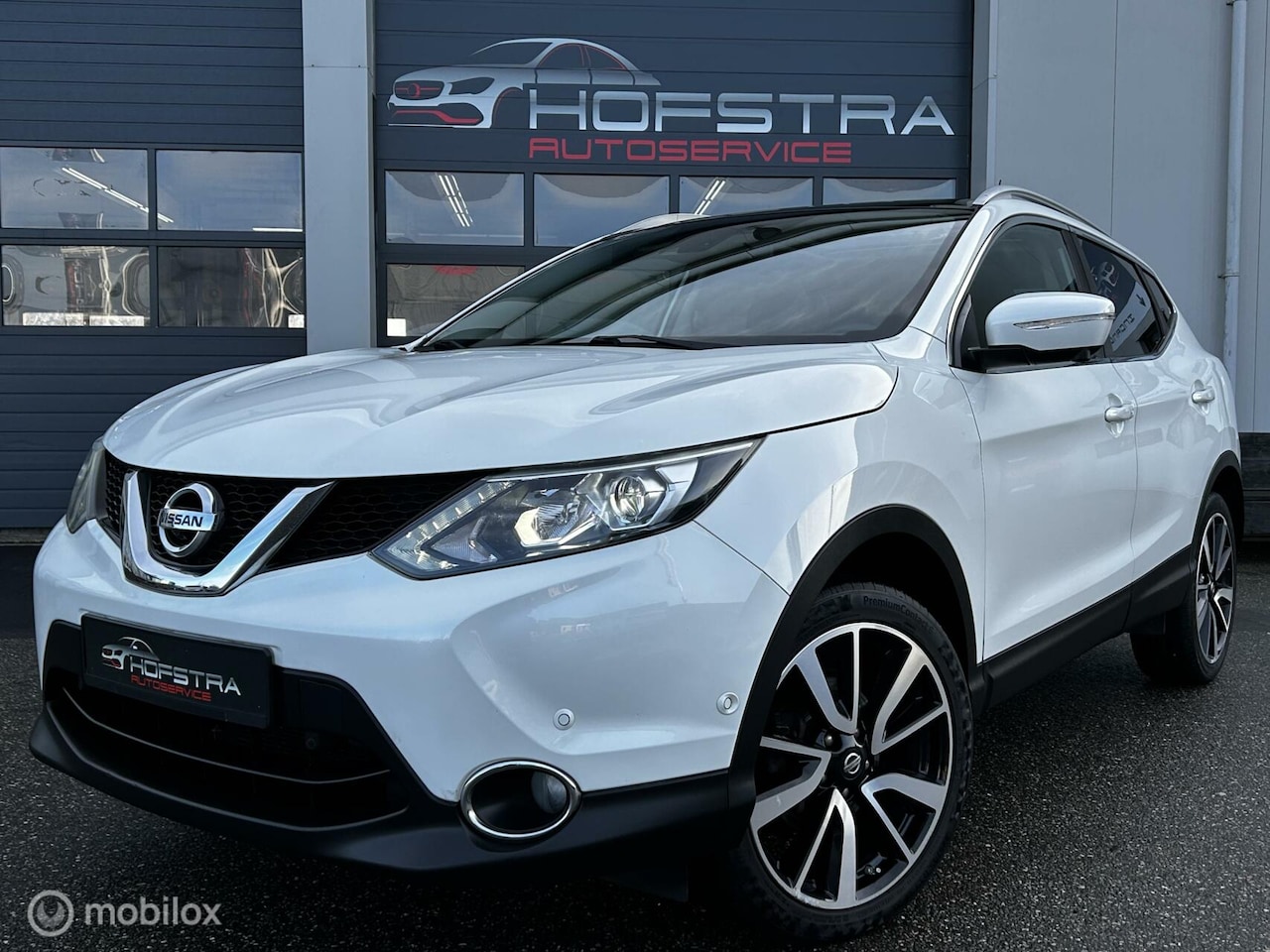 Nissan Qashqai - 1.2 Tekna Led Pano 360-Camera Leer trekhk Vol - AutoWereld.nl