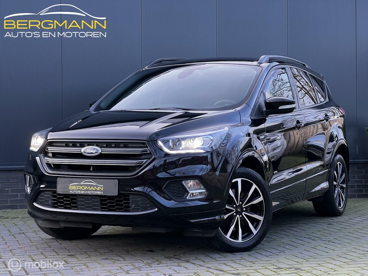 Ford Kuga - 1.5 EcoBoost ST-Line|4WD|Camera|Sony|Xenon|winter - AutoWereld.nl