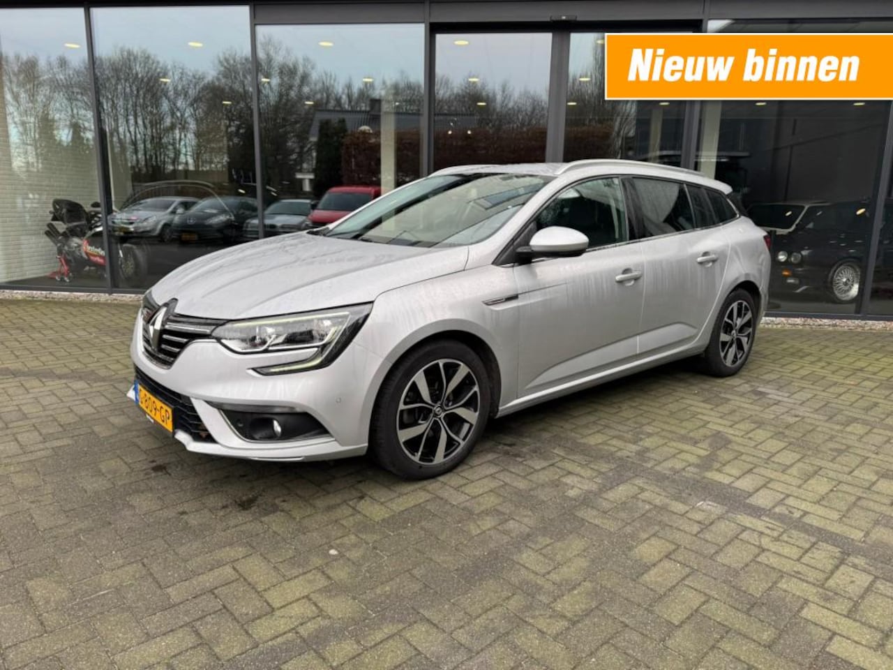 Renault Mégane Estate - 1.3 TCe Bose Estate 1.3 TCE BOSE,Groot Navi,Keyless,Half Leder,Clima,Cruise,C - AutoWereld.nl