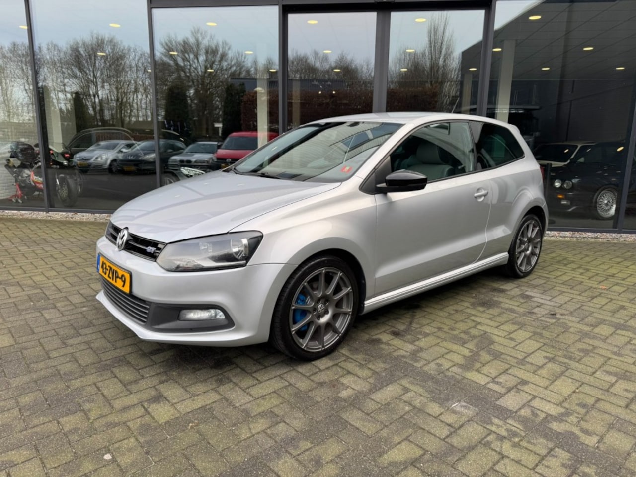 Volkswagen Polo - 1.4 TSI BlueGT 1.4 TSI BlueGT 140pk,Airco,Half leer/alcant.,Cruise,LMV 17,Elekt - AutoWereld.nl