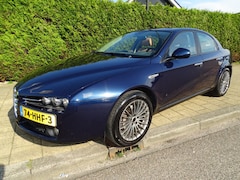 Alfa Romeo 159 - 2.2 JTS TI 185 pk- Leer-Clima-Navi-Pdc-Trkh-Cruise