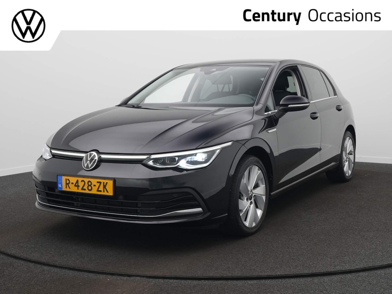 Volkswagen Golf - 1.5 TSI Style Navi / Clima / Adaptive Cruise / Achteruitrijcamera / LED / Stuur & Stoelver - AutoWereld.nl