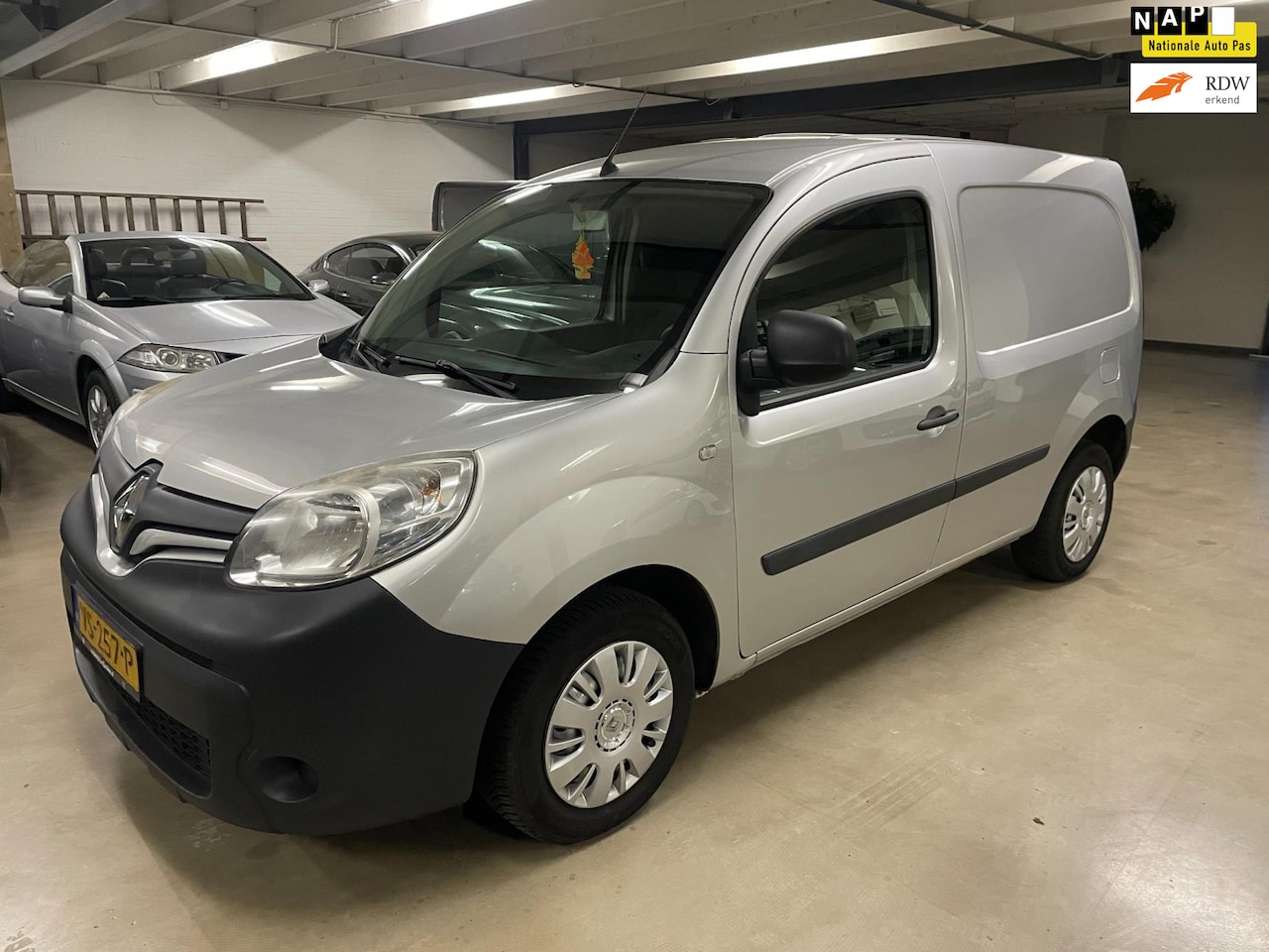 Renault Kangoo Express - 1.5 dCi 90 Navi,cruise airco - AutoWereld.nl