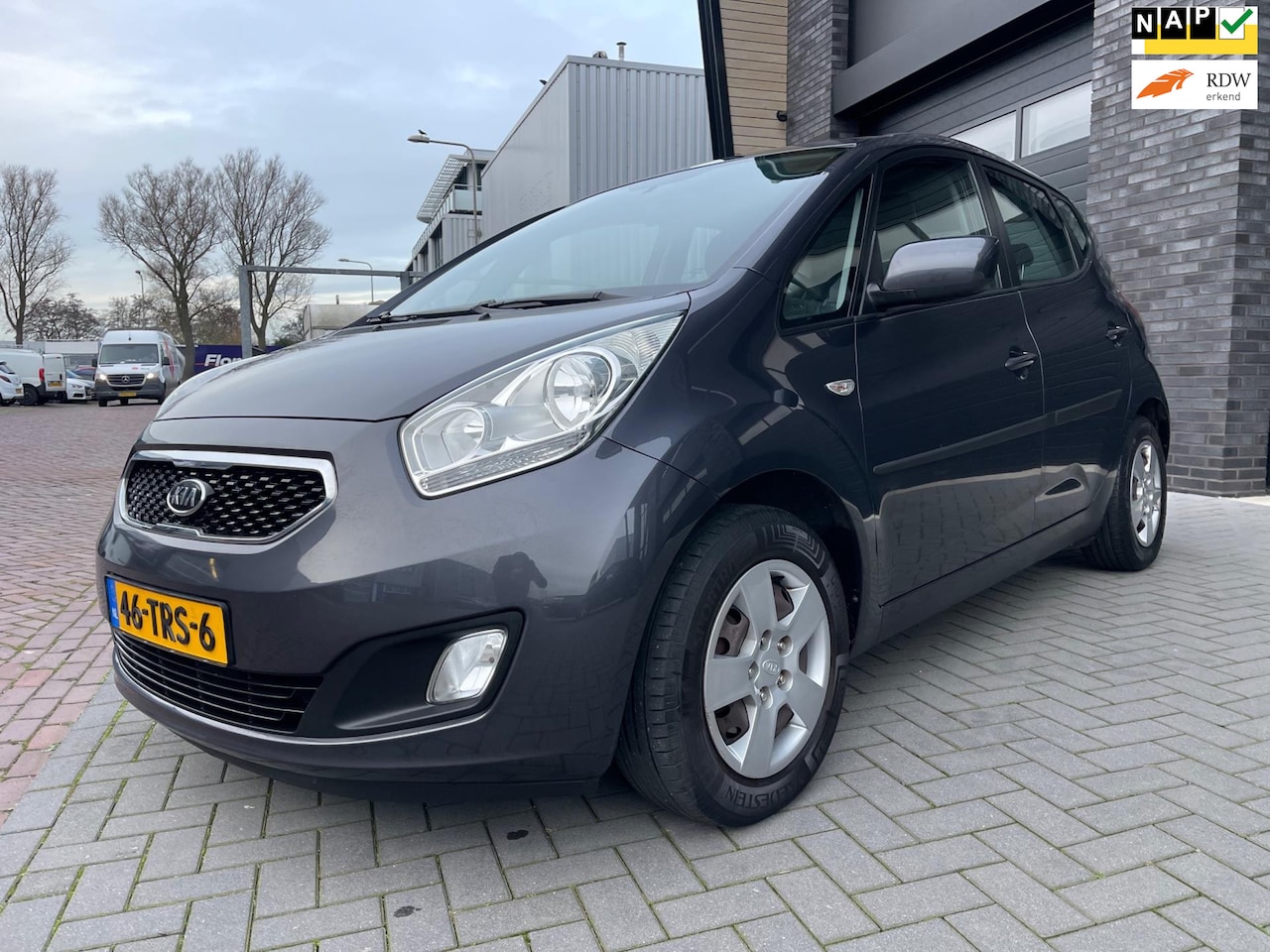 Kia Venga - 1.4 CVVT Plus Pack/Navi/Cruise-c/Camera/Bluetooth/Airco/Trekhaak/AUX - AutoWereld.nl