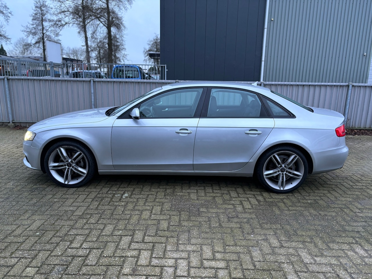 Audi A4 Limousine - 2.0 TFSI Pro Line - AutoWereld.nl