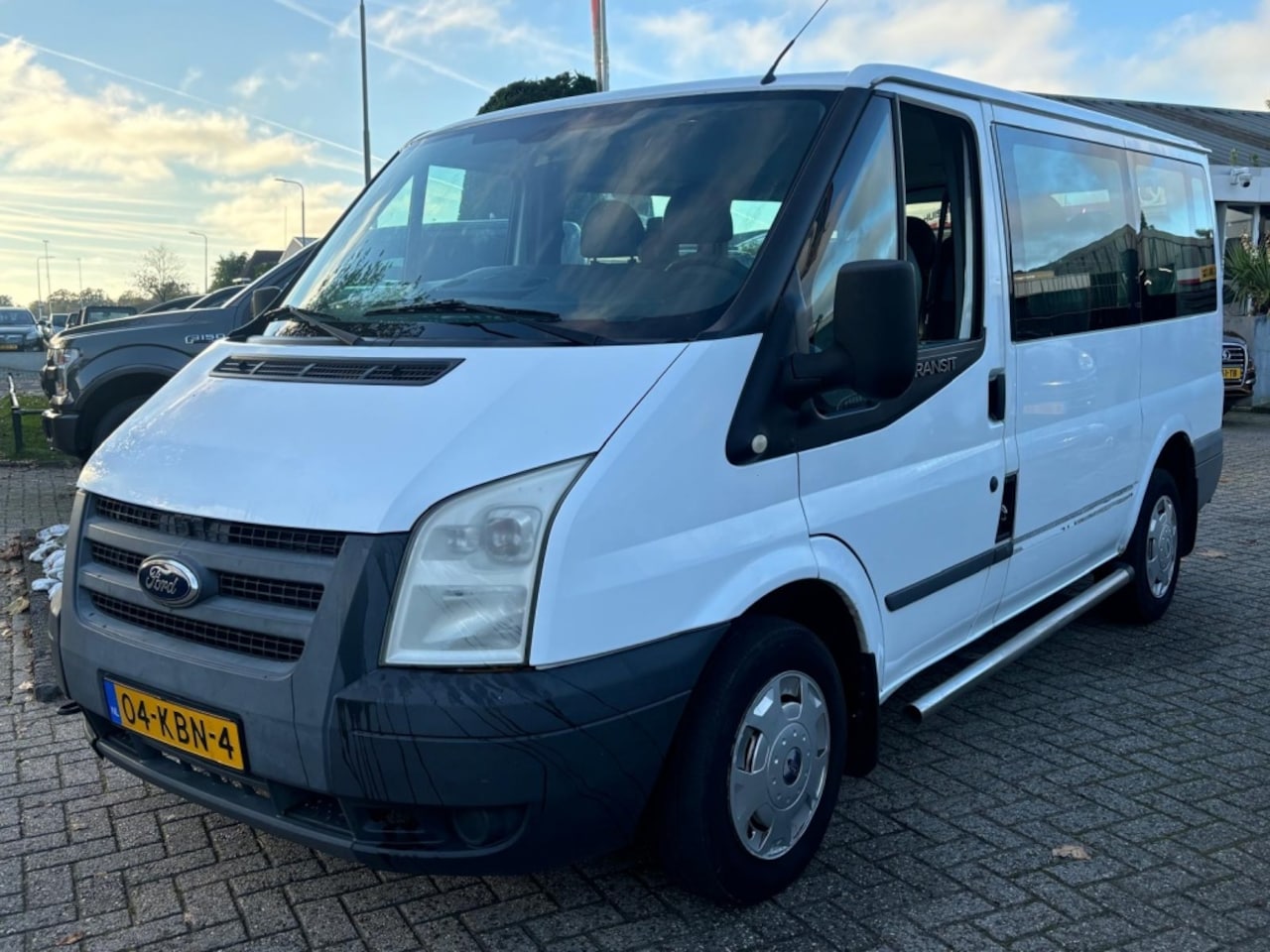 Ford Transit Kombi - 2.2 TDCI 9-Persoons Personenbus Airco 2009 - AutoWereld.nl