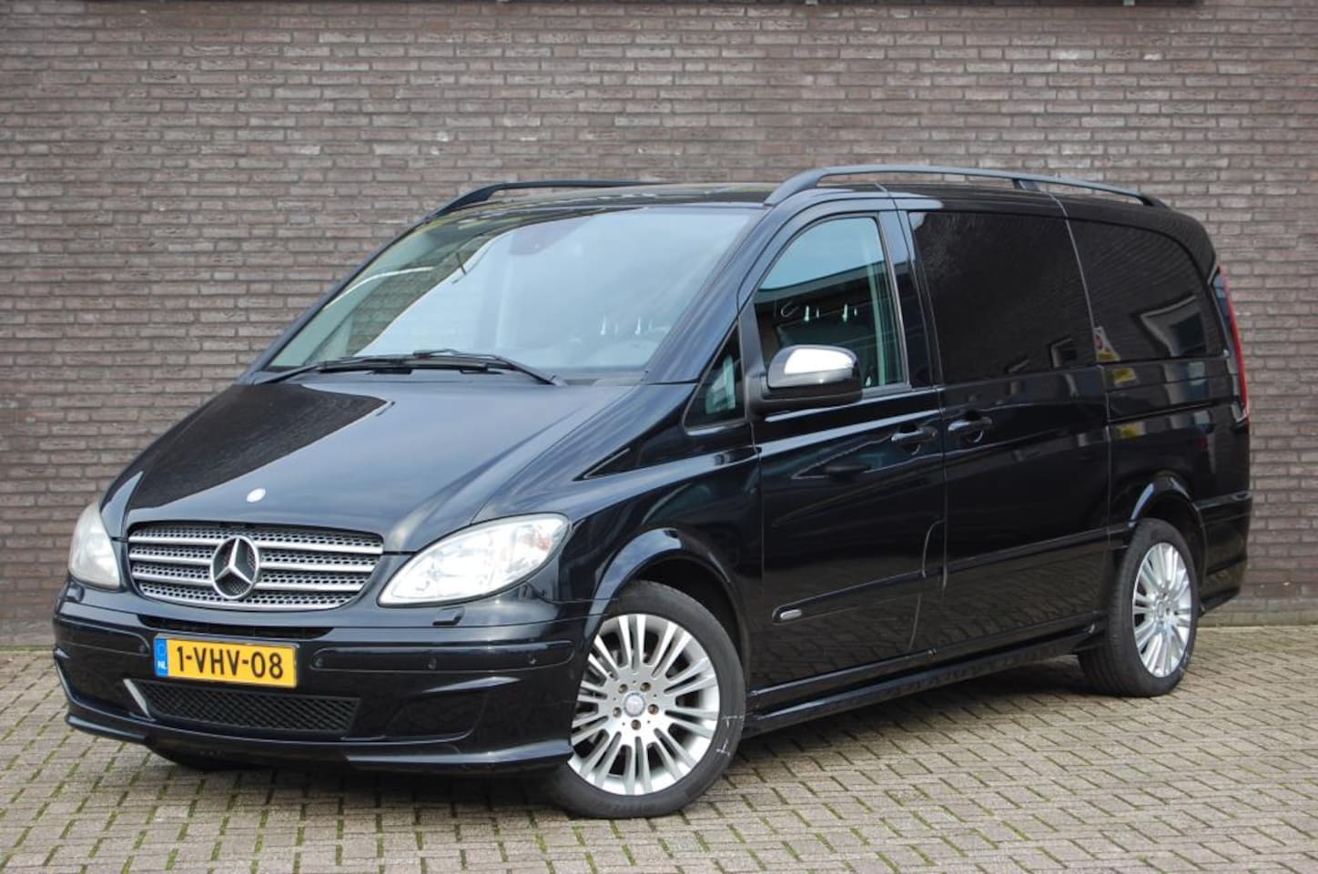 Mercedes-Benz Viano - 3.0 CDI DC Exclusive Lang GRIJS KENTEKEN - AutoWereld.nl