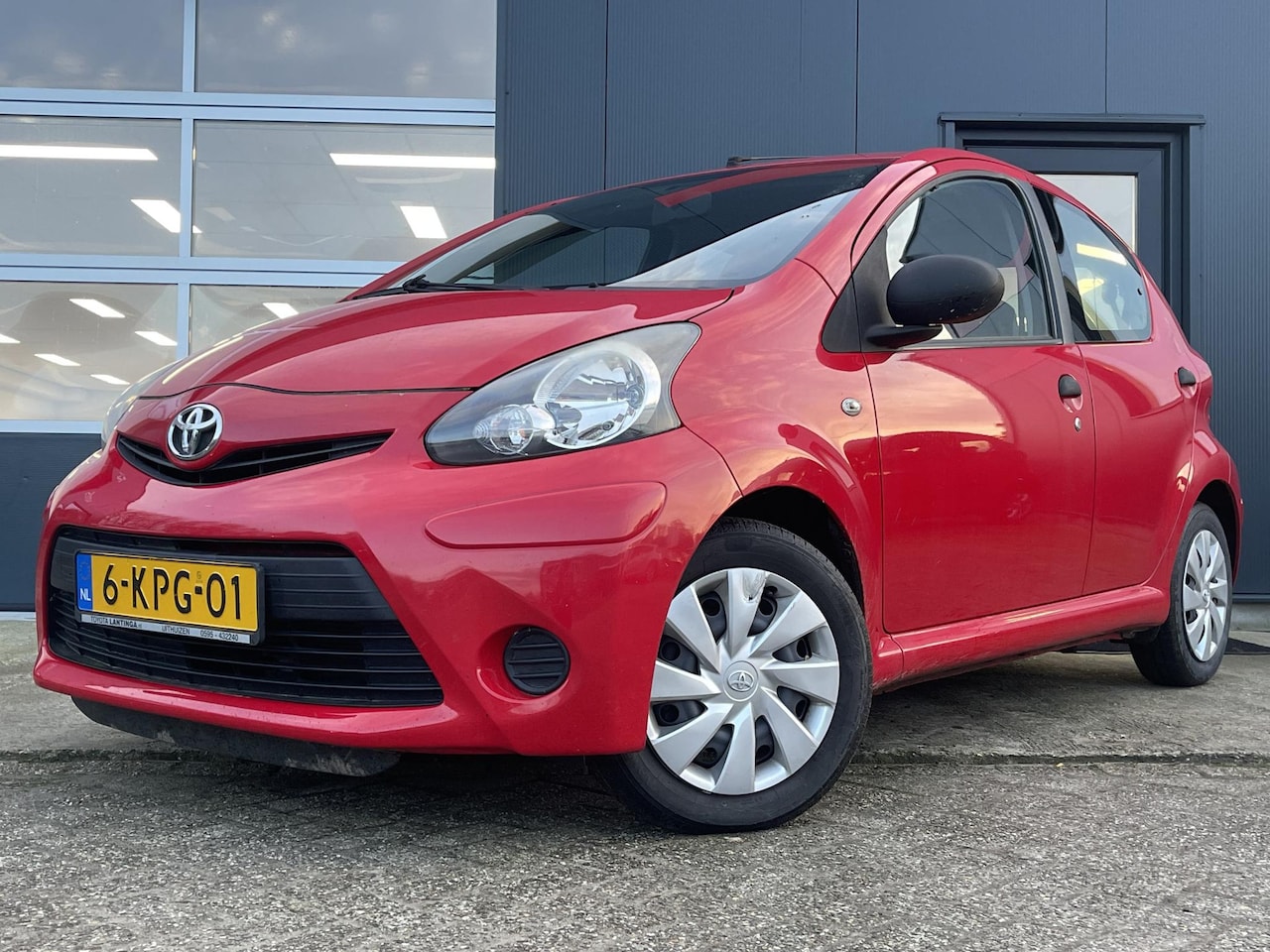 Toyota Aygo - 1.0 VVT-i Comfort | Airco | L.M. Velgen | 95.090 KM | - AutoWereld.nl