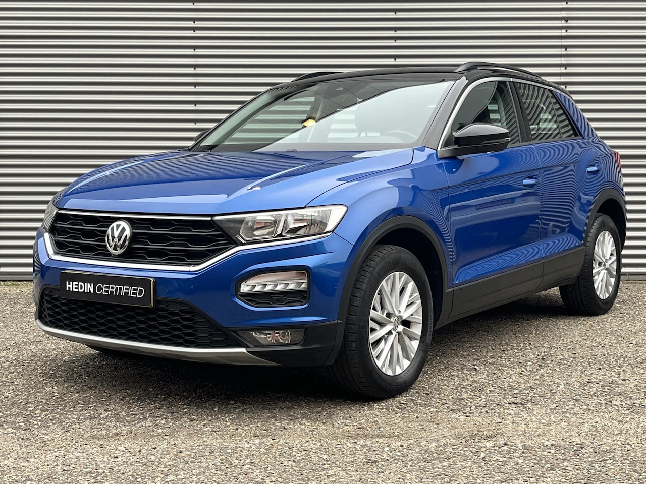 Volkswagen T-Roc - 1.5 TSI Style Automaat / Parkeercamera / Volledig digitaal dashboard / Electrische achterk - AutoWereld.nl