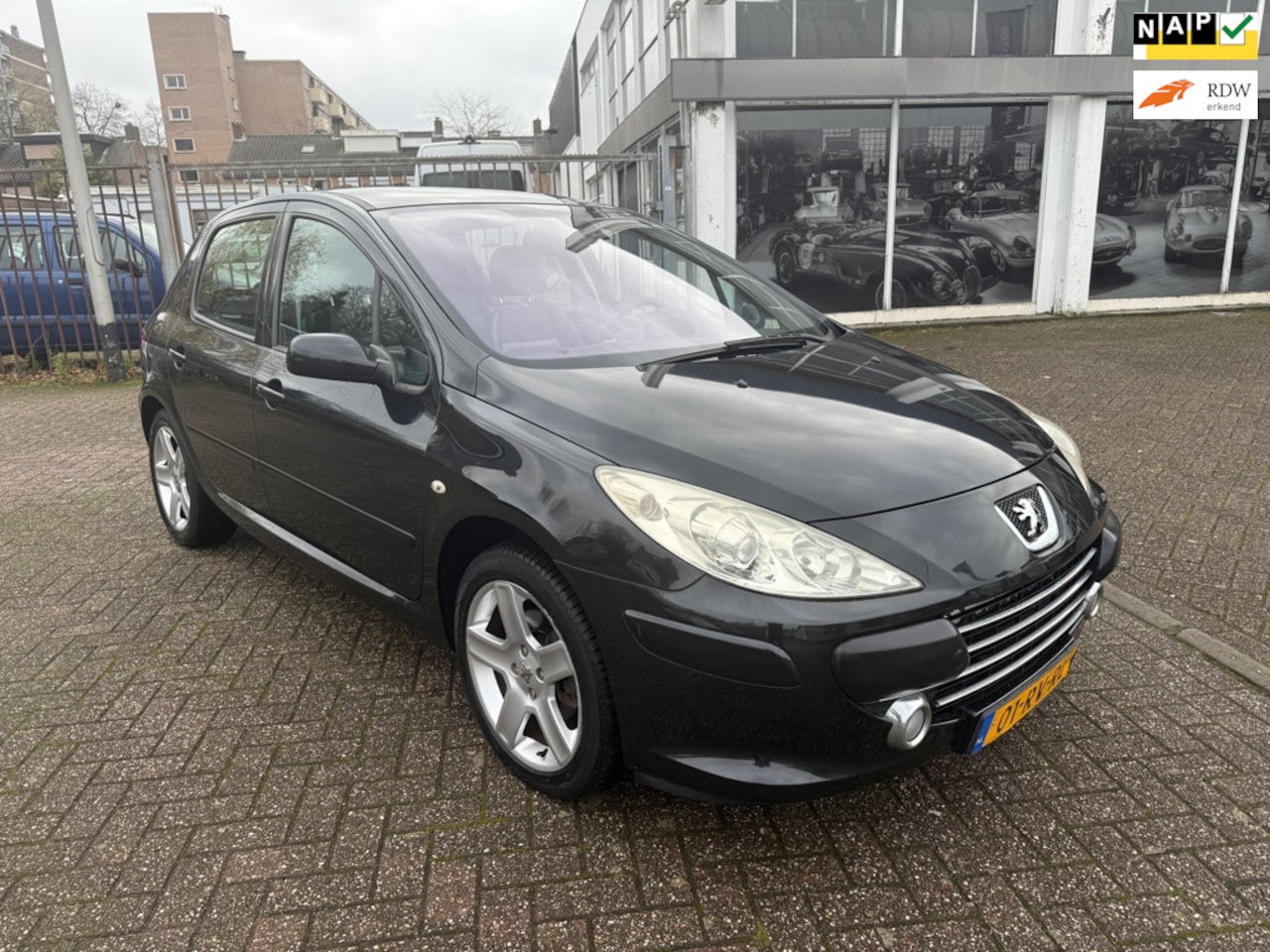 Peugeot 307 - 2.0-16V XSI Nette auto! LAGEKM! NWE APK!!* - AutoWereld.nl