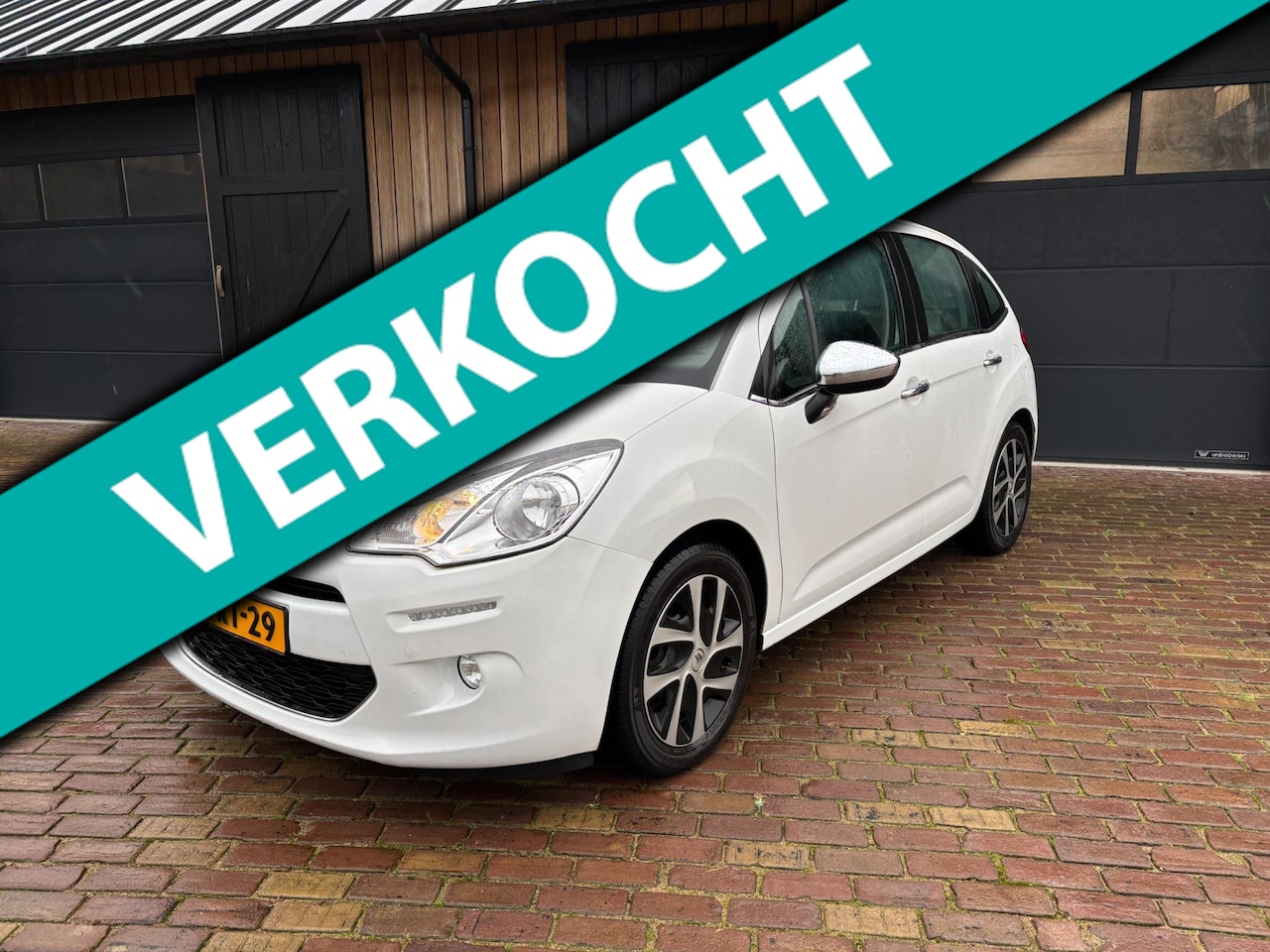 Citroën C3 - 1.2 VTi Collection 1.2 VTi Collection, NAVIGATIE , AFNEEEMBARE TREKHAAK , CRUISE CONTROLE, EXTRA SET WINTERWI - AutoWereld.nl