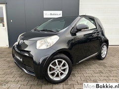 Toyota iQ - 1.0 VVTi Black Edit. Airco / 15" + 4-seizoenbanden