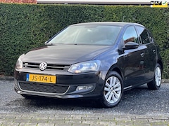 Volkswagen Polo - 1.4-16V Highline AUT | PDC | Stoelverwarming