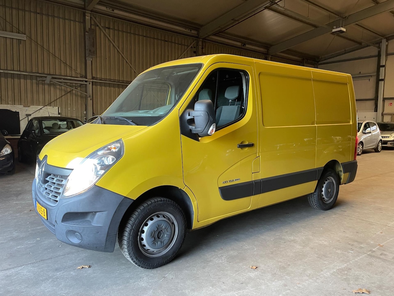 Renault Master - T35 2.3 dCi L1H1 T35 2.3 dCi L1H1 - AutoWereld.nl