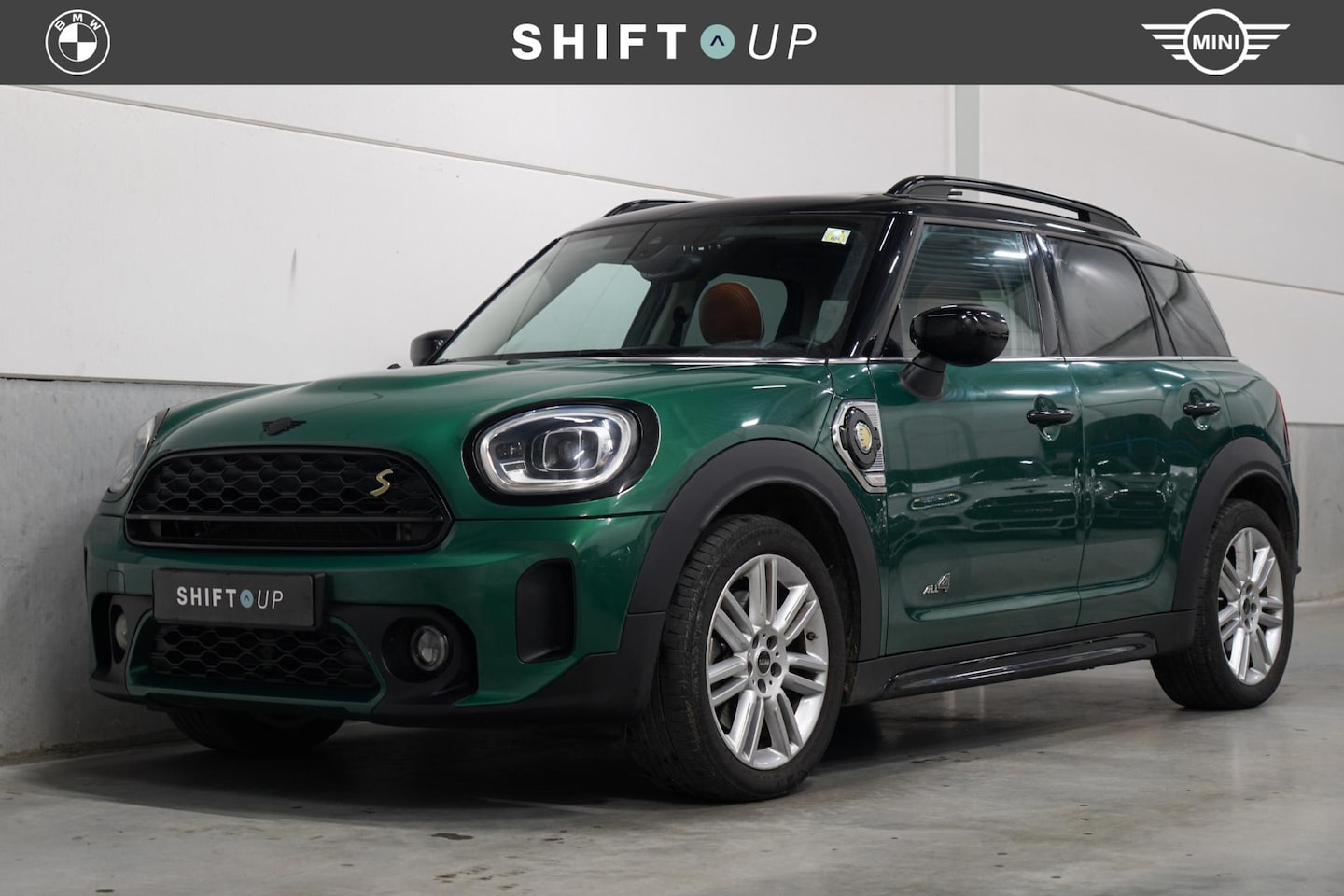 MINI Countryman - Mini 2.0 Cooper S E ALL4 Panoramadak | Chester Leder | Adapt. Cruise Control - AutoWereld.nl