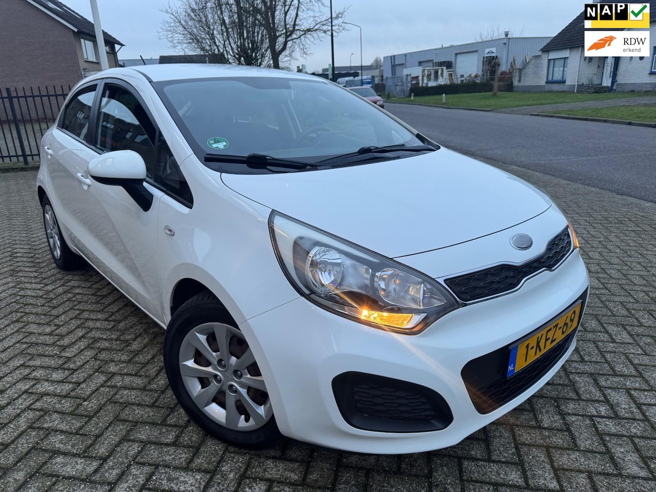 Kia Rio - 1.2 CVVT Comfort Pack Airco,5deurs,Nieuwe APK - AutoWereld.nl