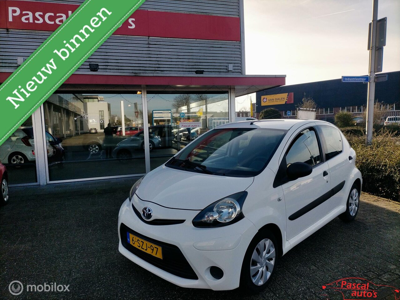 Toyota Aygo - 1.0 VVT-i Now airco nap 2e eigenaar - AutoWereld.nl