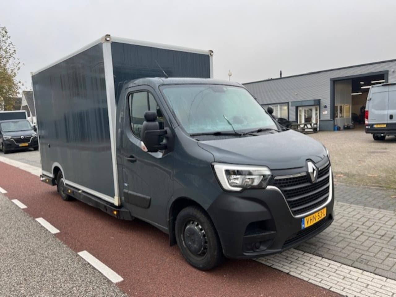 Renault Master - T35 2.3 dCi 110KW 150 AUT. L3H2 KOFFER BOX KLIMA EURO6 - AutoWereld.nl