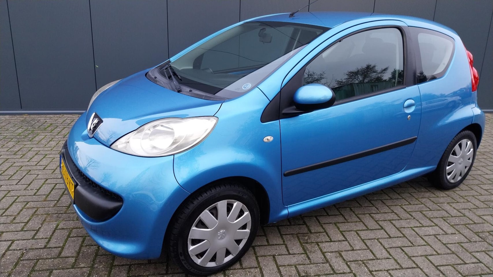 Peugeot 107 - 1.0-12V XS 1.0-12V XS - AutoWereld.nl