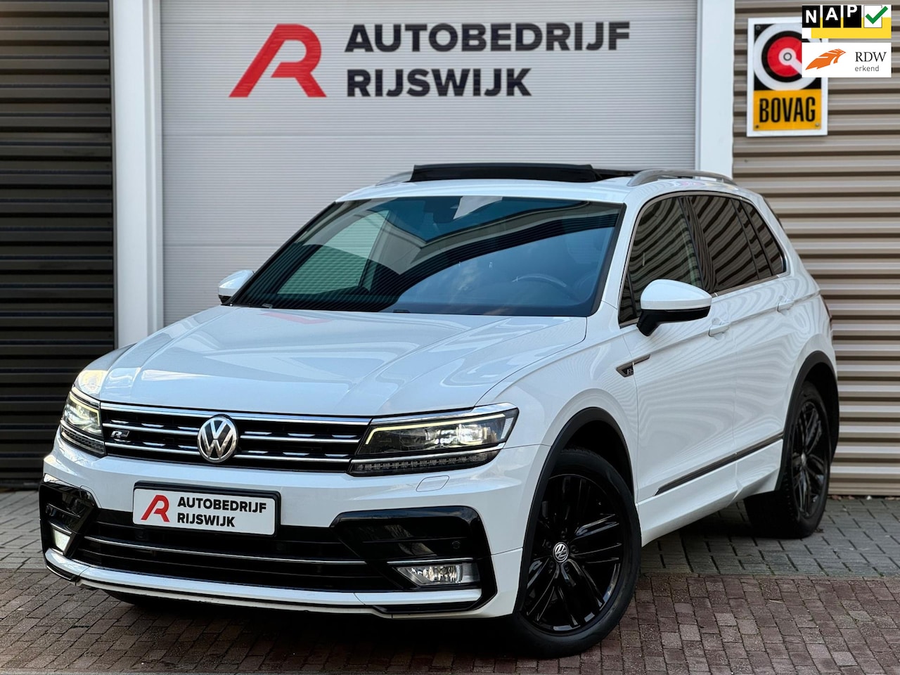 Volkswagen Tiguan - 2.0 TSI 4Motion 3xR-Line Pano/Memory/Virtual - AutoWereld.nl