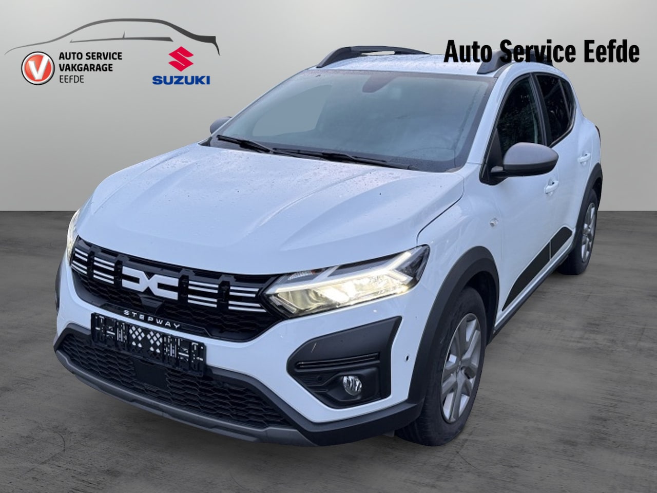 Dacia Sandero Stepway - 1.0 TCe Comfort Automaat / navigatie / cruise controle - AutoWereld.nl