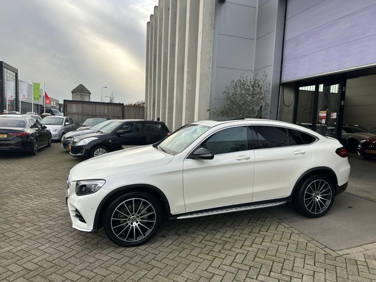 Mercedes-Benz GLC-klasse Coupé - 250 4MATIC AMG! INRUIL MOGELIJK! - AutoWereld.nl