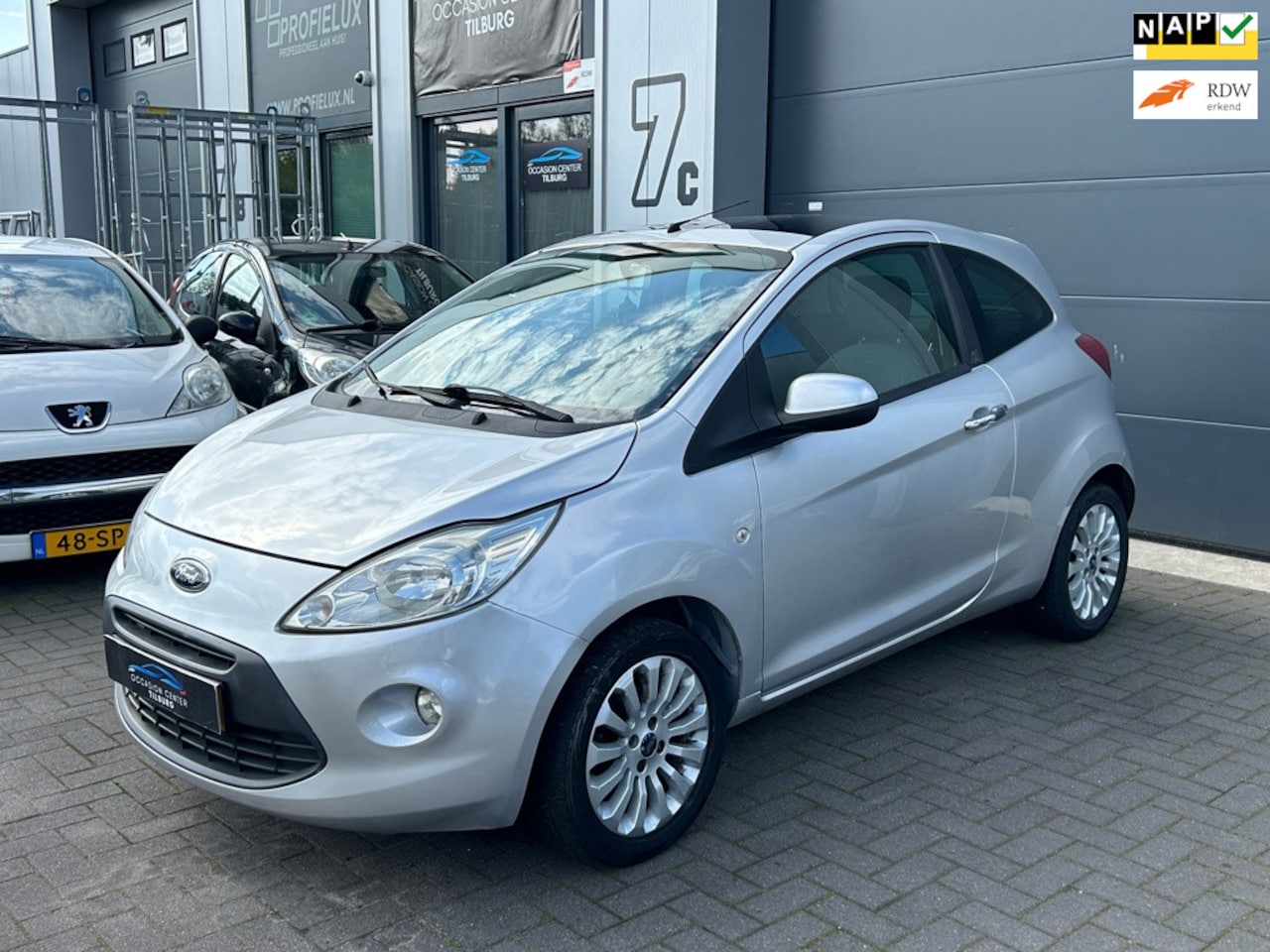 Ford Ka - 1.2 AIRCO | NW DB-RIEM | GLAZEN DAK | NIEUWE APK | - AutoWereld.nl