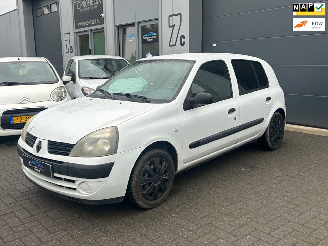 Renault Clio - 1.2 ELEKTR PAKKET | TREKHAAK | APK 08-25 | NAP | - AutoWereld.nl