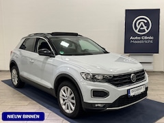 Volkswagen T-Roc - 1.5 TSI 150pk AUTOMAAT DSG IQ-DRIVE | 12 MDN GARANTIE | PANO | FULL LED |