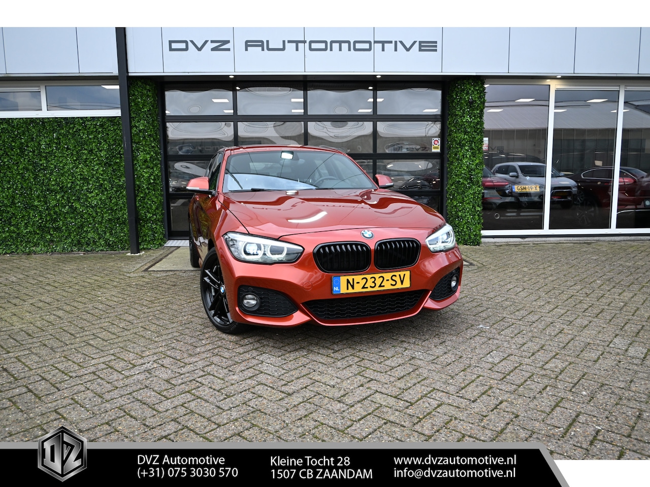 BMW 1-serie - 120i M Sport Shadow Executive | 18" LMV | PDC | LCI | Dealer ond. - AutoWereld.nl