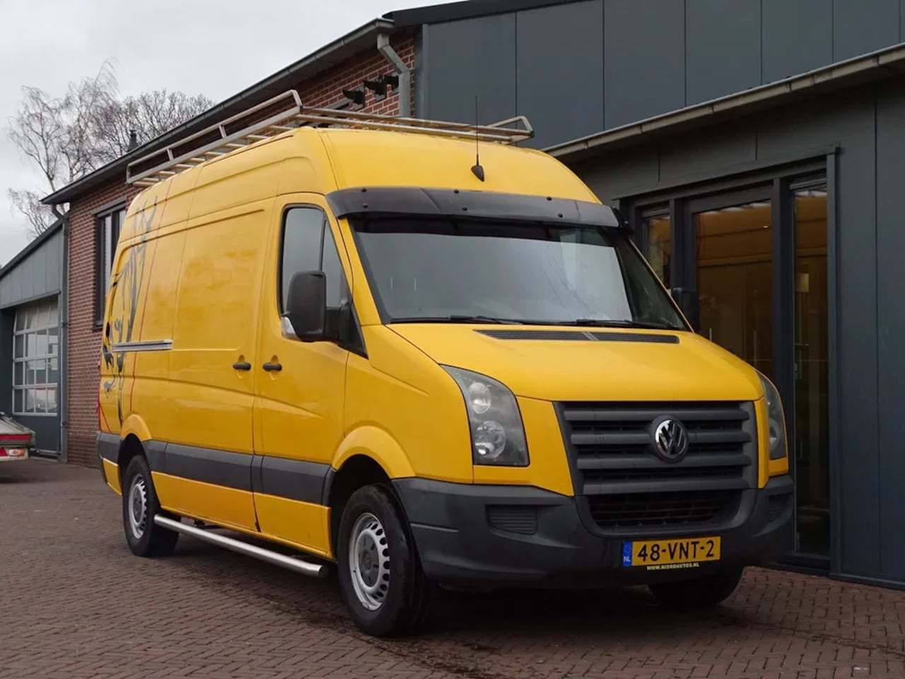 Volkswagen Crafter - 35 BESTEL L2 H2 2.5 TDI 100 KW AC SITE BARS ZONNEKLEP - AutoWereld.nl