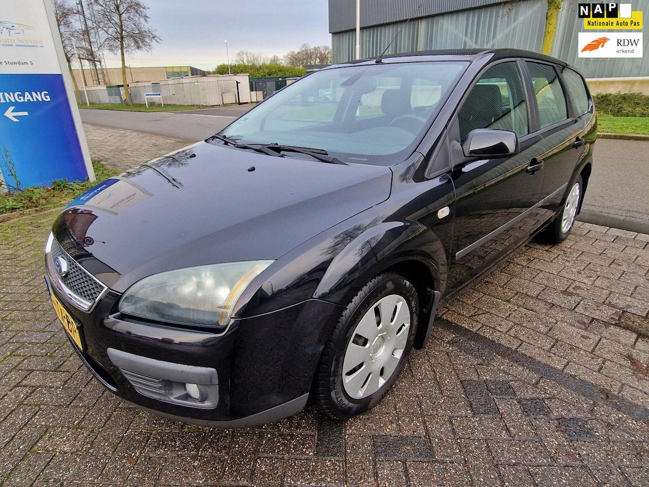 Ford Focus Wagon - 1.6-16V Futura 1.6-16V Futura, Apk, Nap, Goed rijdend, Inruil mogelijk. - AutoWereld.nl