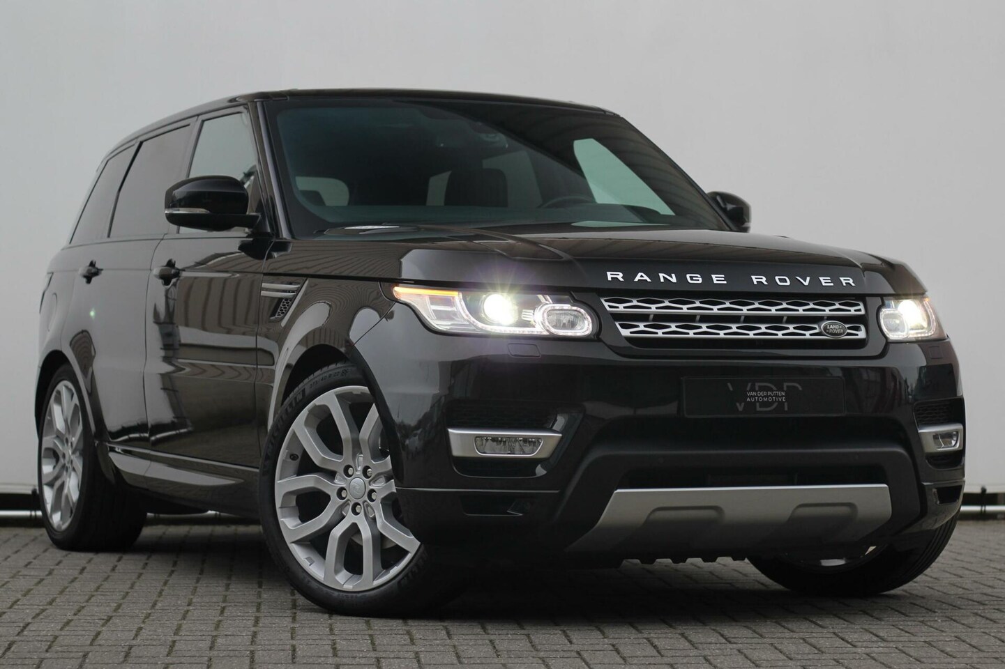 Land Rover Range Rover Sport - 3.0 TDV6 HSE Dynamic 3.0 TDV6 HSE Dynamic - AutoWereld.nl