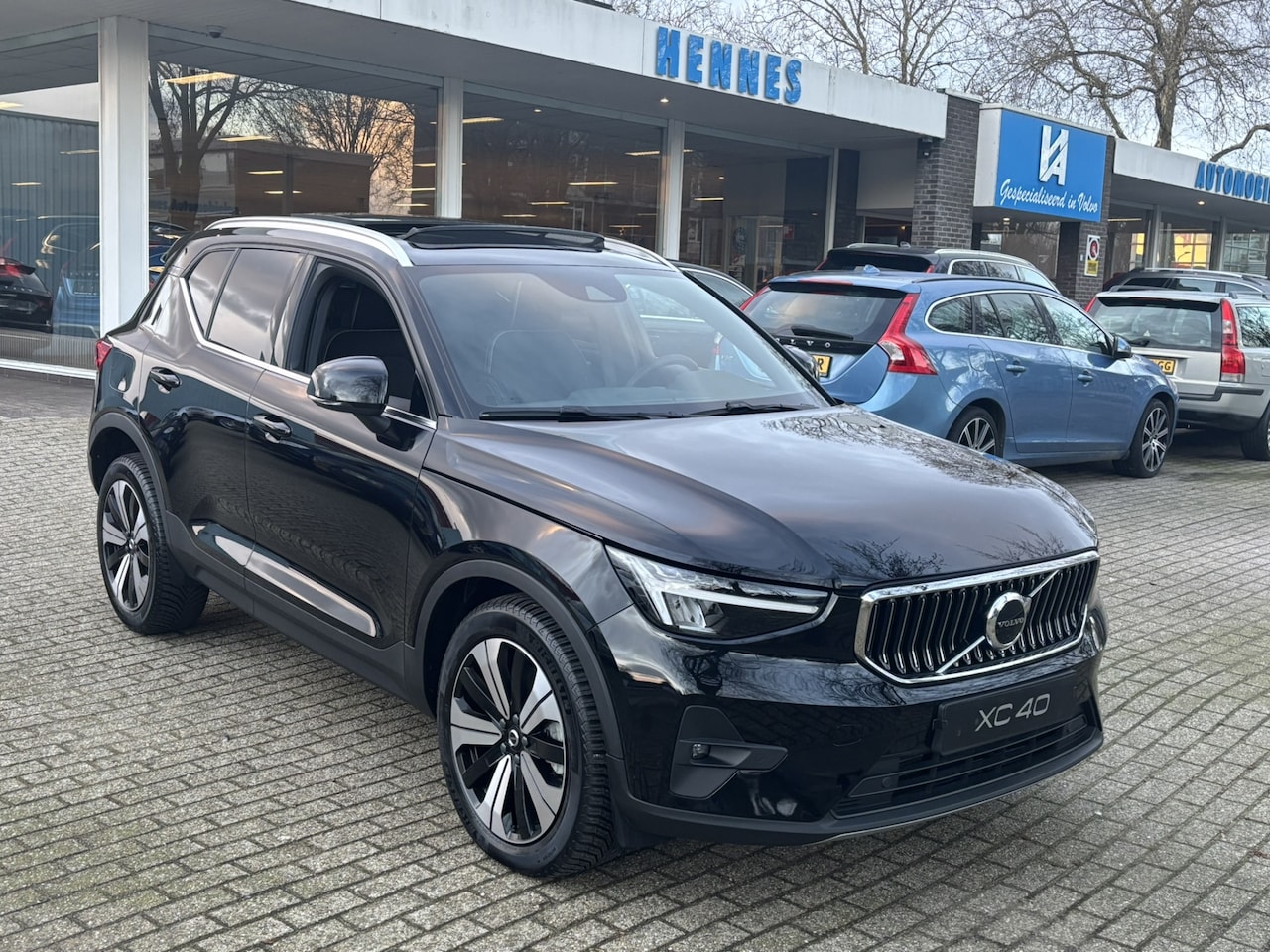 Volvo XC40 - 1.5 T4 211pk Recharge Ultimate Bright Md '23 Pano Autopilot - AutoWereld.nl