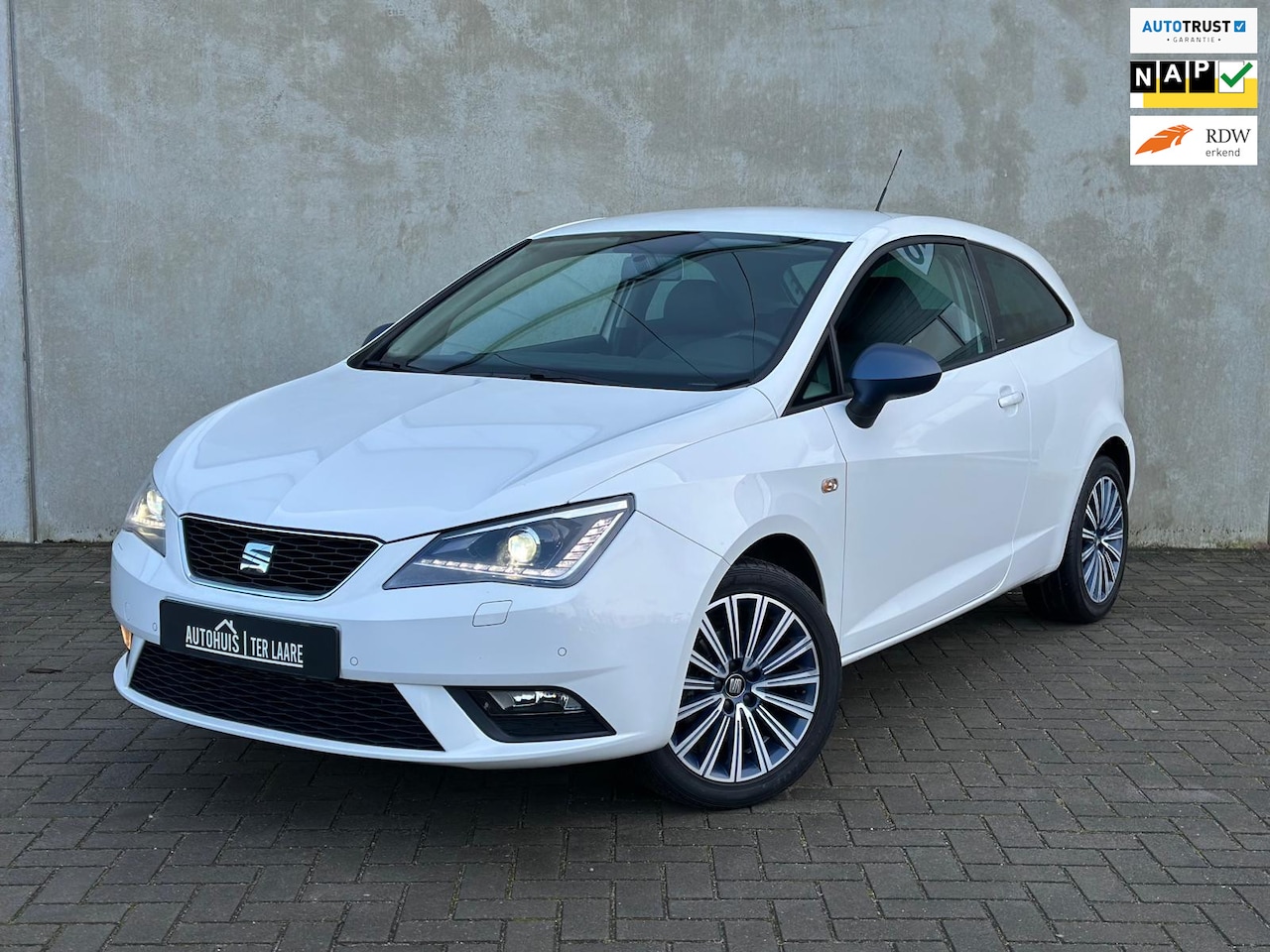 Seat Ibiza SC - 1.2 TSI Connect Carplay Camera Garantie Leder/ - AutoWereld.nl