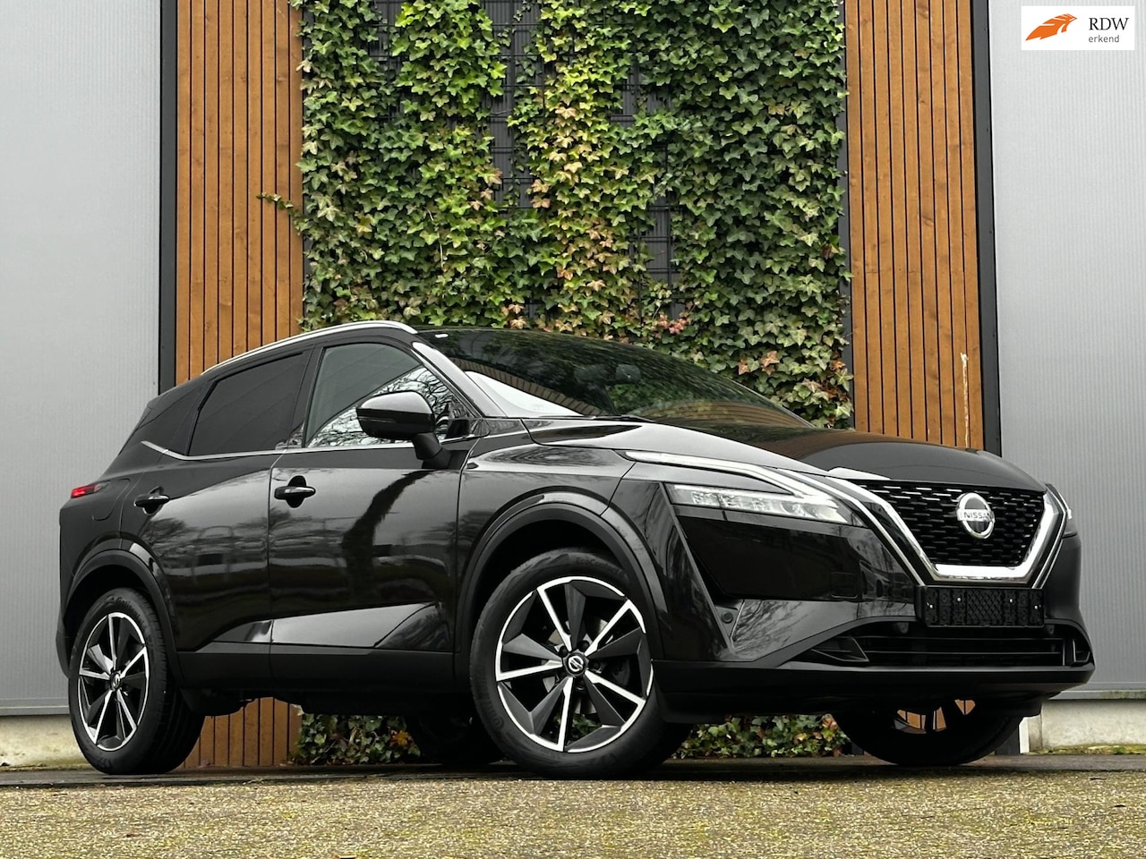 Nissan Qashqai - 1.3 MHEV Xtronic Tekna VIRTUAL|PANO - AutoWereld.nl