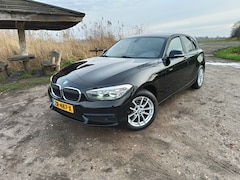 BMW 1-serie - 116i Essential