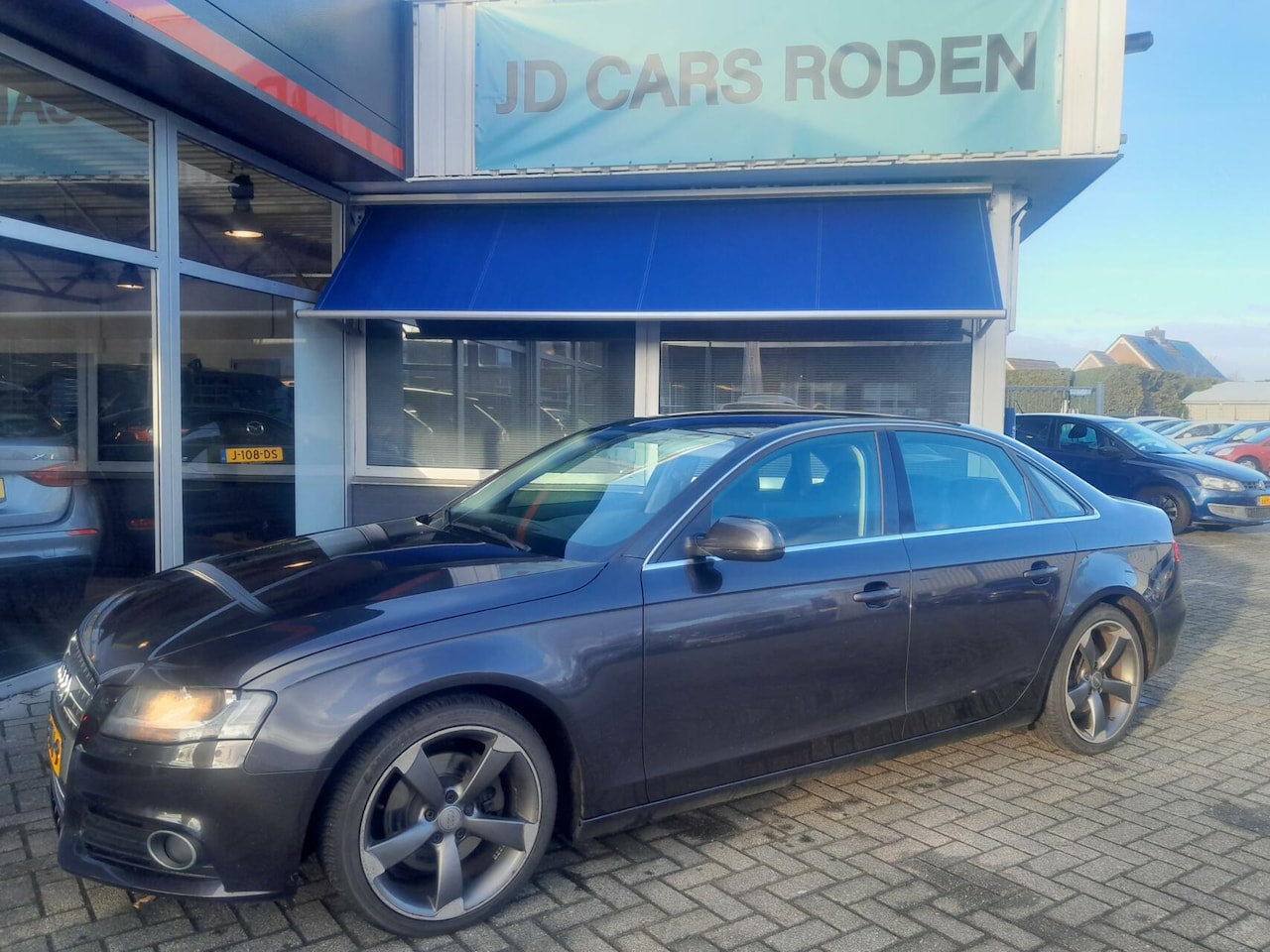 Audi A4 Limousine - 1.8 TFSI luxe! Nw apk! Koopje! - AutoWereld.nl