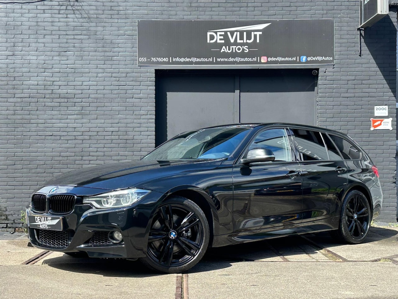 BMW 3-serie Touring - 330d 258PK M-Pakket | LED | Carplay Navi | Climate Control | Cruise Control | M-Stuur | Ke - AutoWereld.nl