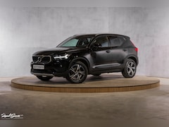 Volvo XC40 - 2.0 T4 Momentum | Cruise control | Harman Kardon | Zwenkbare trekhaak |