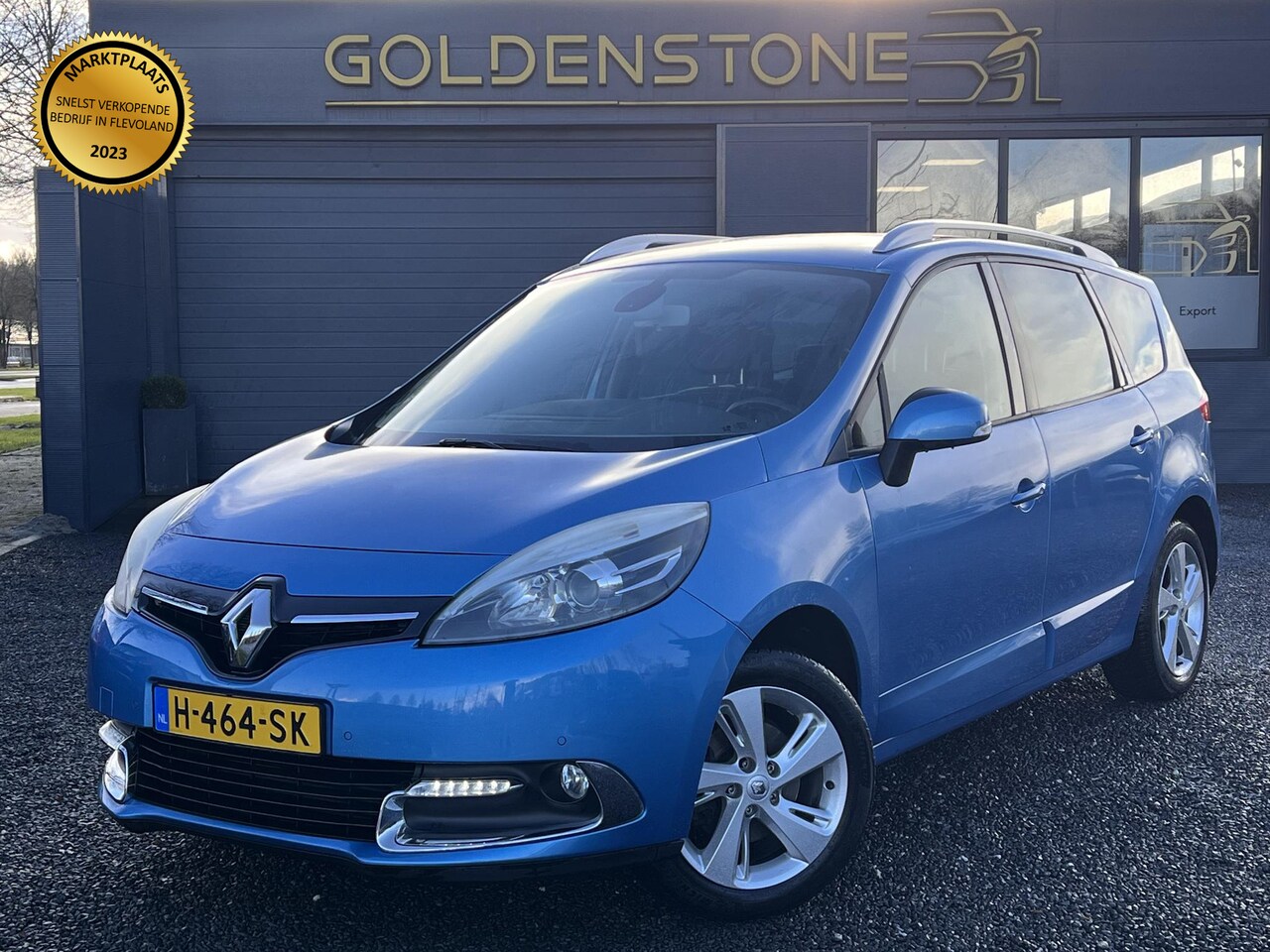 Renault Grand Scénic - 1.2 TCe Bose 7p. Navi,Clima,Cruise,PDC V+A,Trekhaak,APK tot 07-2025 - AutoWereld.nl