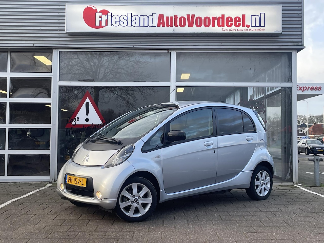 Citroën C-Zero - 4-persoons 16 kWh volledig elektrisch/climate control/LMV/12 maanden Autotrust garantie/ - AutoWereld.nl