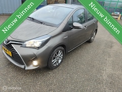 Toyota Yaris - 1.5 Hybrid Trend Bi-Tone 2017, 51000 KM, AUTOM