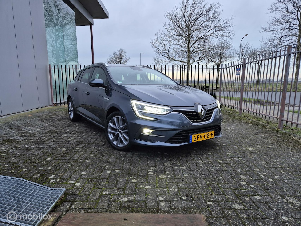 Renault Mégane E-Tech - Estate 1.6 Plug-In Hybrid 160 Equilibre - AutoWereld.nl